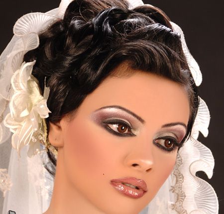 صور فورمات فخمة للعروس 2013 ، تسريحات كشخة للعروس 2014 82701.png