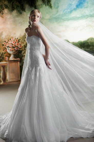 فساتين زفاف بيضاء 2014 - احلى الفساتين البيضا 2014 94808.png